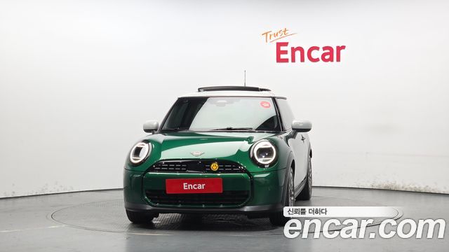 Mini Cooper Classic — пробег 6 673 км — фото 3 из 5