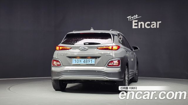 Hyundai Kona Premium — пробег 77 715 км — фото 4 из 5