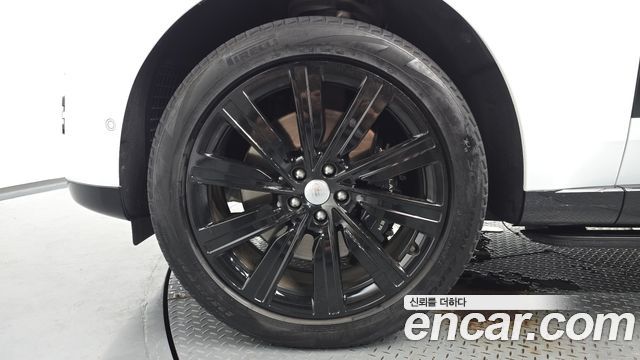 Land Rover Range Rover P530 Autobiography Long Wheel Base — пробег 29 060 км — фото 5 из 5