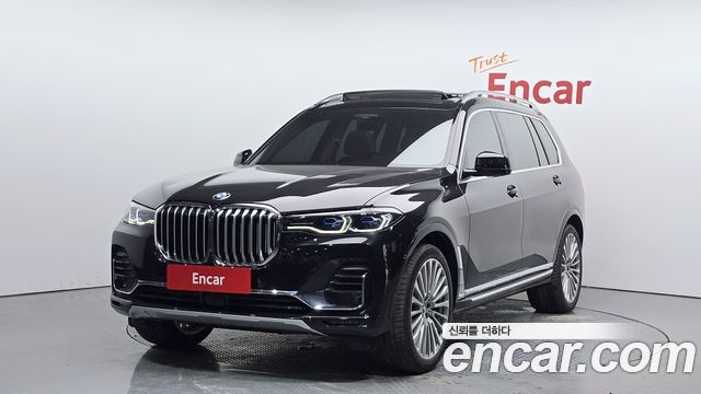 BMW X7 xDrive 40i Design Pure Excellence 7-Seater — пробег 78 734 км — фото 1 из 5