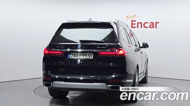 BMW X7 xDrive 40i Design Pure Excellence 7-Seater — пробег 78 734 км — фото 4 из 5