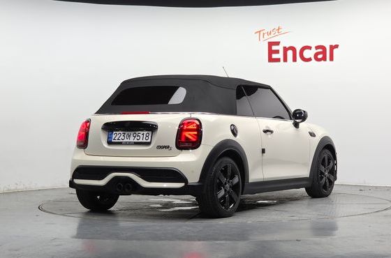 Mini Cooper Convertible Classic Third Generation — пробег 57 264 км — фото 2 из 5