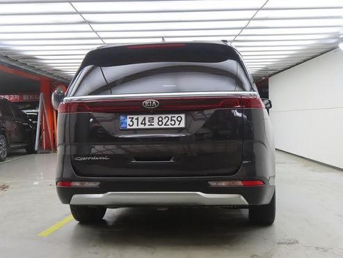 Kia Carnival Gasoline 9-Seater Noblesse — пробег 64 092 км — фото 3 из 5