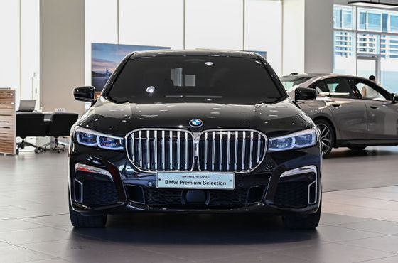 BMW 7-Series 745e iPerformance M Sport — пробег 99 817 км — фото 3 из 5