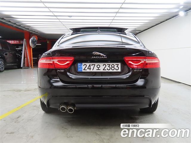Jaguar XE 20d Prestige — пробег 163 859 км — фото 3 из 5