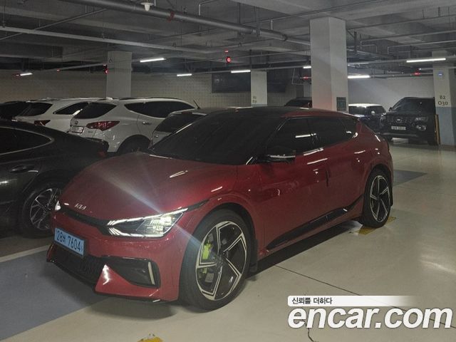 Kia EV6 GT 4WD — пробег 22 000 км — фото 3 из 5