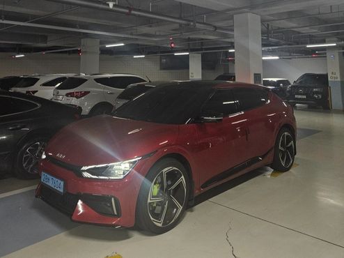 Kia EV6 GT 4WD — пробег 22 000 км — фото 3 из 5