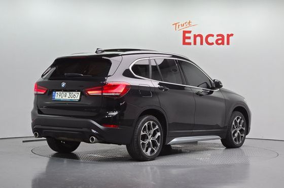 BMW X1 xDrive 18d xLine — пробег 61 670 км — фото 2 из 5