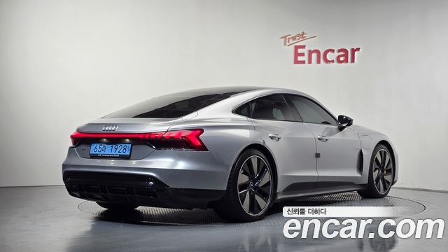 Audi e-tron GT из Кореи Encar