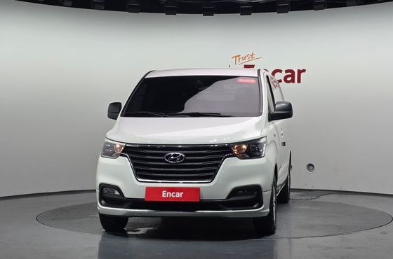 Hyundai Starex Van 3-Seater Smart — пробег 58 900 км — фото 3 из 5