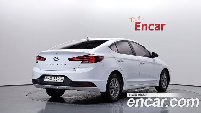 Hyundai AVANTE из Кореи Encar
