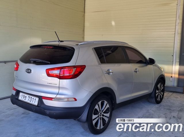 Kia Sportage Diesel 2WD Limited — пробег 137 718 км — фото 4 из 5