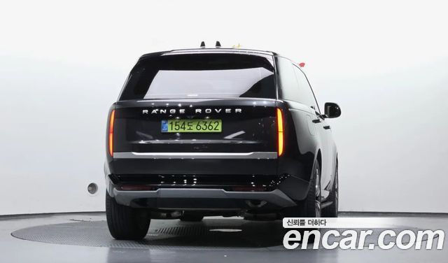 Land Rover Range Rover P550E AB — пробег 10 000 км — фото 4 из 5