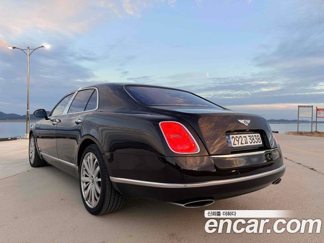 Bentley Mulsanne 6.8 — пробег 113 000 км — фото 4 из 5
