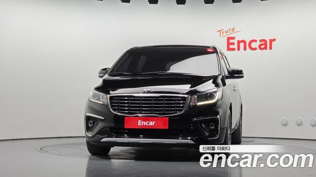 Kia Carnival из Кореи Encar