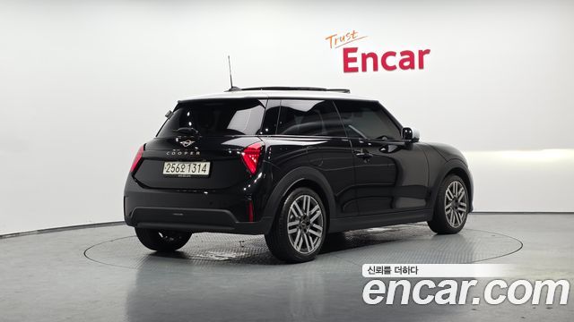 Mini Cooper из Кореи Encar