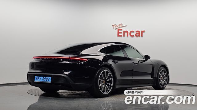 Porsche Taycan из Кореи Encar