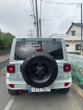 Jeep Wrangler 2.0 Rubicon Power Top 4Door — пробег 28 600 км — фото 5 из 5