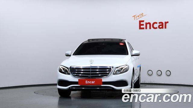 Mercedes-Benz E-Class из Кореи Encar