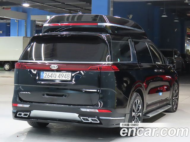 Kia Carnival 7-Seater Hi-Limousine Signature — пробег 86 143 км — фото 4 из 5