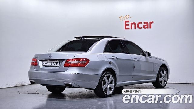 Mercedes-Benz E-Class из Кореи Encar