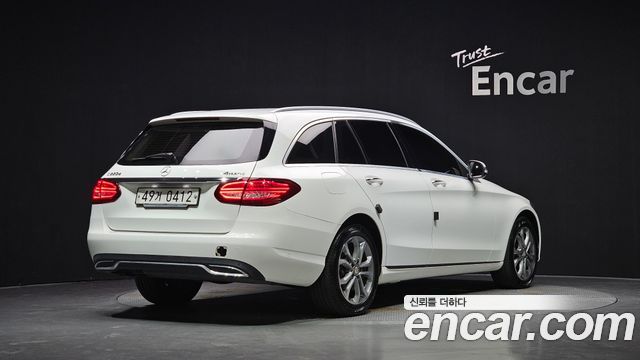 Mercedes-Benz C-Class из Кореи Encar