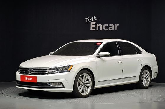 Volkswagen Passat 2.0 TSI B7 — пробег 71 493 км — фото 1 из 5