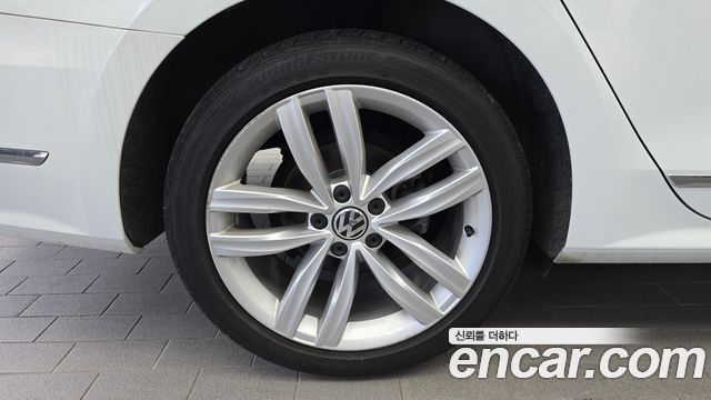 Volkswagen Passat 2.0 TSI B7 — пробег 71 493 км — фото 5 из 5
