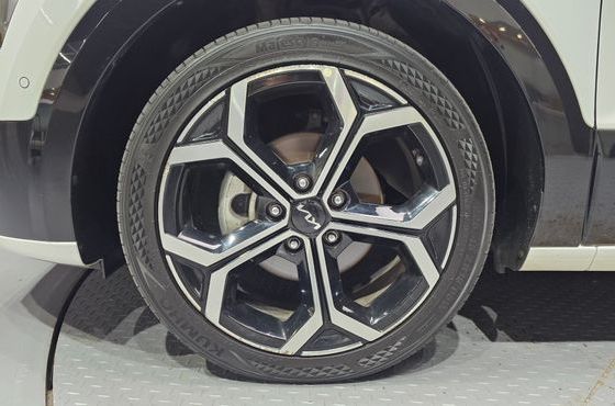 Kia Niro Signature — пробег 113 706 км — фото 5 из 5
