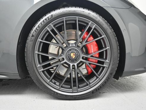 Porsche Panamera 4.0 GTS — пробег 2 250 км — фото 5 из 5