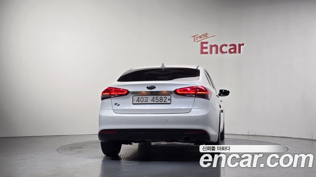 Kia K3 из Кореи Encar