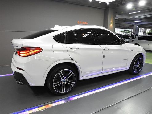 BMW X4 xDrive20d M Sport — пробег 121 786 км — фото 4 из 5
