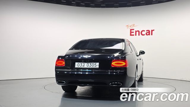 Bentley Flying Spur 6.0 — пробег 75 237 км — фото 4 из 5