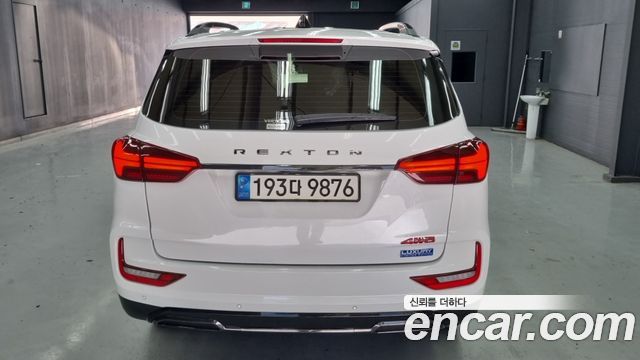 Ssangyong Rexton из Кореи Encar