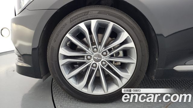 Hyundai Genesis из Кореи Encar