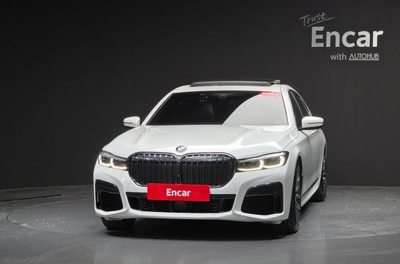 BMW 7-Series 740Li xDrive M Sport Package — пробег 86 036 км — фото 3 из 5