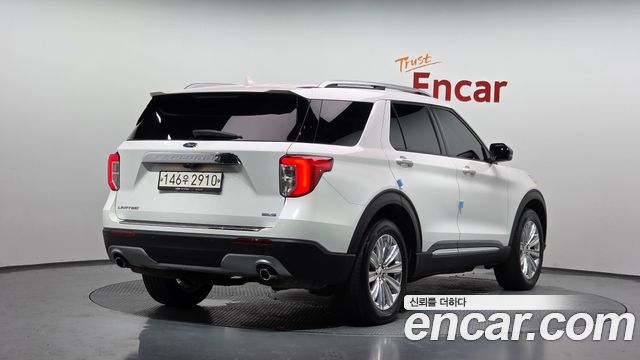 Ford Explorer 2.3 LimIted 4WD — пробег 87 204 км — фото 2 из 5