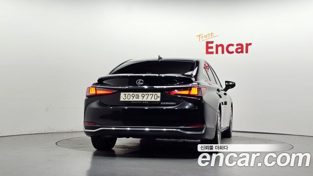 Lexus ES из Кореи Encar