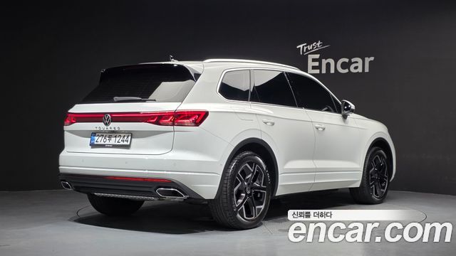Volkswagen Touareg 3.0 TDI Prestige — пробег 14 897 км — фото 2 из 5