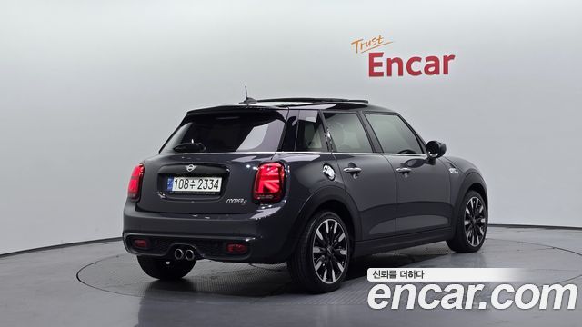 Mini Cooper из Кореи Encar