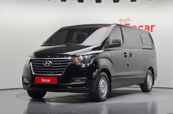 Hyundai Starex Van 5-Seater Style — пробег 84 987 км — фото 1 из 5