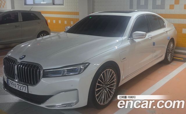 BMW 7-Series 745e iPerformance Design Pure Excellence — пробег 83 000 км — фото 3 из 5