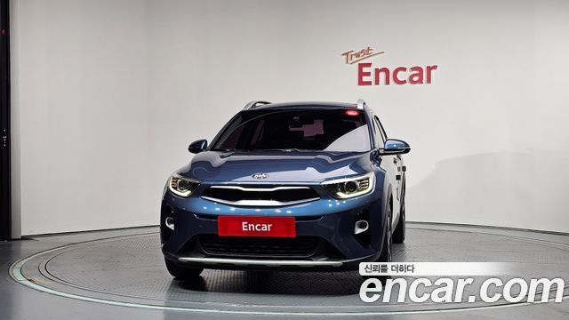 Kia Stonic из Кореи Encar