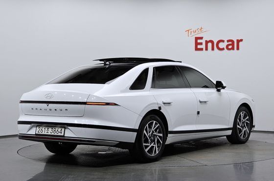 Hyundai Grandeur Exclusive — пробег 11 802 км — фото 2 из 5