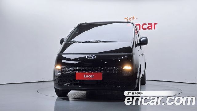 Hyundai Staria Tourer 11-Seater Smart — пробег 52 235 км — фото 3 из 5
