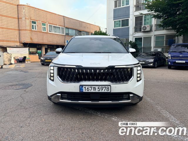 Kia Carnival HEV 9seater Signature — пробег 3 700 км — фото 1 из 5