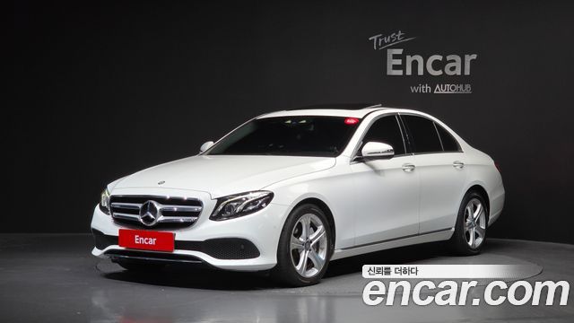 Mercedes-Benz E-Class E220d Avantgarde — пробег 93 986 км — фото 1 из 5