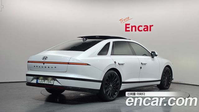 Hyundai Grandeur из Кореи Encar