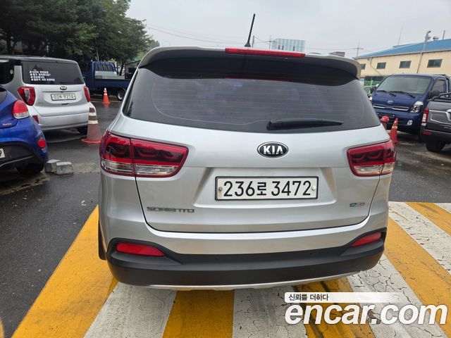 Kia Sorento Diesel 2.0 2WD Prestige — пробег 343 000 км — фото 3 из 5