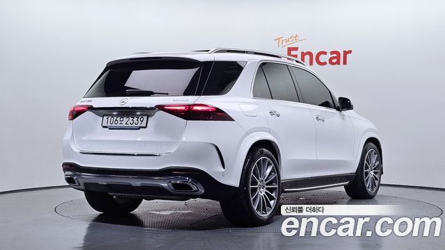 Mercedes-Benz GLE-Class GLE450 4MATIC — пробег 16 288 км — фото 2 из 5